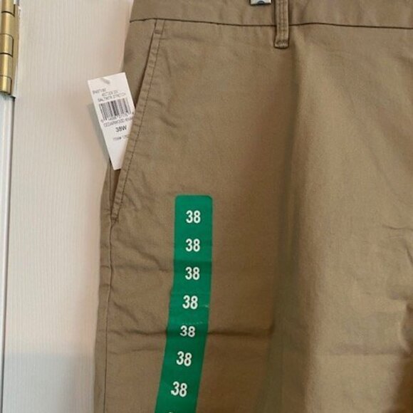 IZOD Shorts Khakis Chino Comfort Flat Front Relaxed Stretch Casual - Beige - Picture 2 of 6